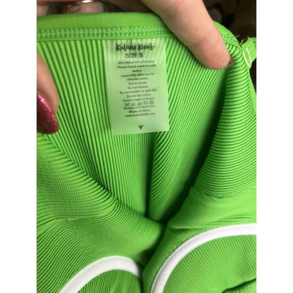 kulani kinis Ribbed Underwire One-Piece Swimsuit in Green Size Small Women’s - Picture 6 of 7